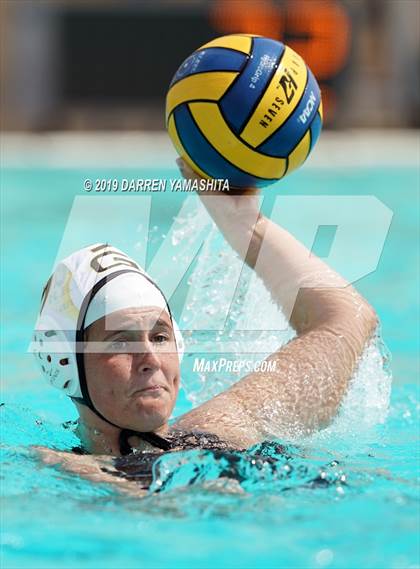 Thumbnail 2 in Newark Memorial vs. Granada photogallery.