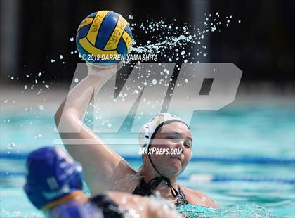 Thumbnail 1 in Newark Memorial vs. Granada photogallery.