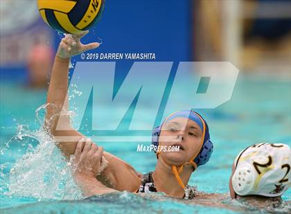 Thumbnail 1 in Newark Memorial vs. Granada photogallery.