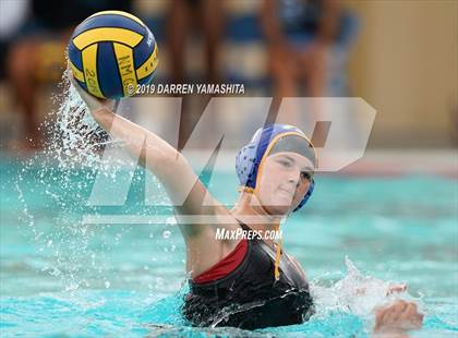 Thumbnail 1 in Newark Memorial vs. Granada photogallery.