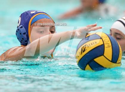 Thumbnail 1 in Newark Memorial vs. Granada photogallery.