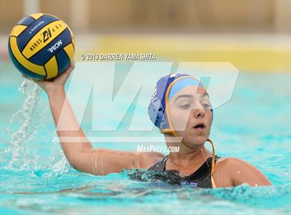 Thumbnail 1 in Newark Memorial vs. Granada photogallery.