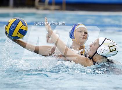 Thumbnail 3 in Newark Memorial vs. Granada photogallery.