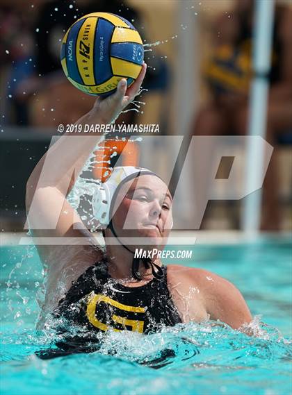 Thumbnail 2 in Newark Memorial vs. Granada photogallery.