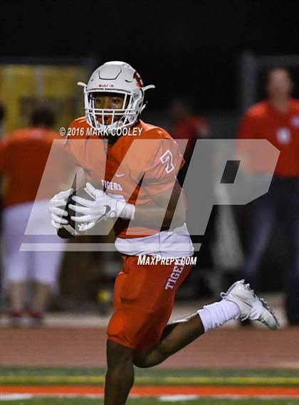 Thumbnail 3 in Harker Heights @ Belton photogallery.
