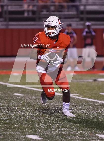 Thumbnail 3 in Harker Heights @ Belton photogallery.