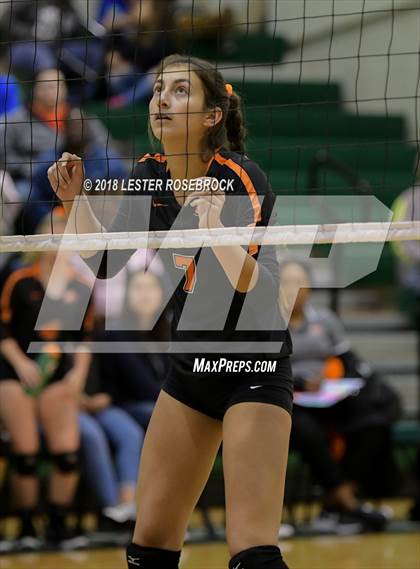 Thumbnail 1 in Karnes City @ Luling photogallery.