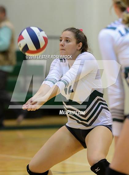 Thumbnail 1 in Karnes City @ Luling photogallery.