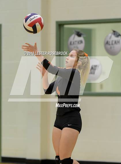 Thumbnail 1 in Karnes City @ Luling photogallery.