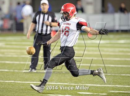 Thumbnail 2 in Neah Bay vs Liberty Christian (WIAA 1B Final) photogallery.