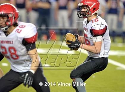 Thumbnail 3 in Neah Bay vs Liberty Christian (WIAA 1B Final) photogallery.