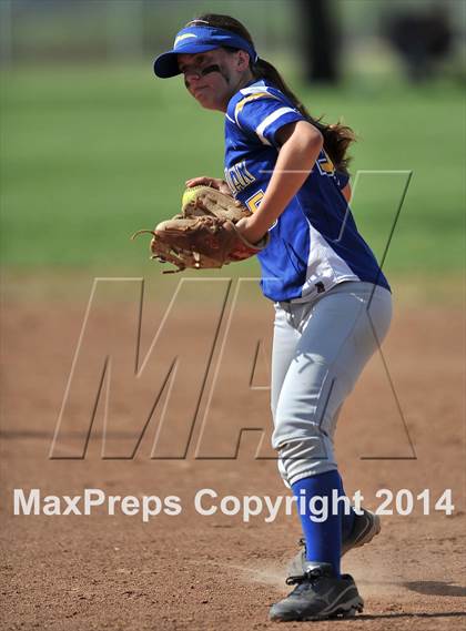 Thumbnail 2 in South Hills @ Charter Oak photogallery.