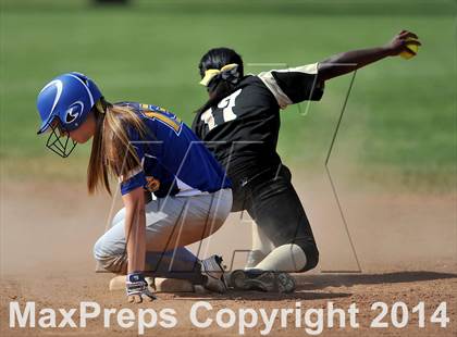 Thumbnail 1 in South Hills @ Charter Oak photogallery.