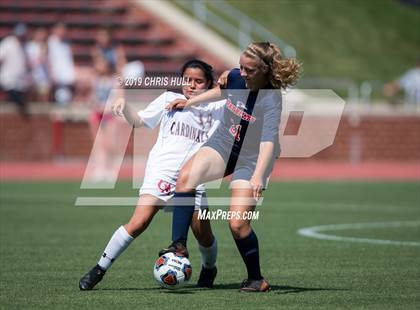 Thumbnail 3 in Franklin Academy vs. Union Academy (NCHSAA 1A Championship) photogallery.