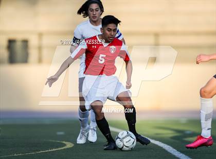 Thumbnail 2 in Saugus @ Santa Paula (CIFSS D4 Playoff) photogallery.