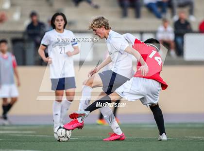 Thumbnail 1 in Saugus @ Santa Paula (CIFSS D4 Playoff) photogallery.