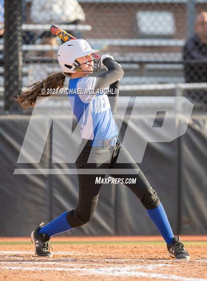 Thumbnail 2 in Herricks vs. Sacred Heart Academy photogallery.