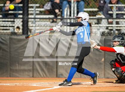 Thumbnail 2 in Herricks vs. Sacred Heart Academy photogallery.