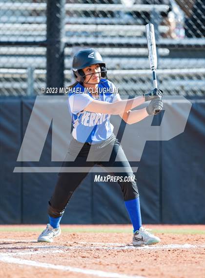 Thumbnail 2 in Herricks vs. Sacred Heart Academy photogallery.