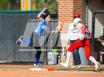 Thumbnail 3 in Herricks vs. Sacred Heart Academy photogallery.