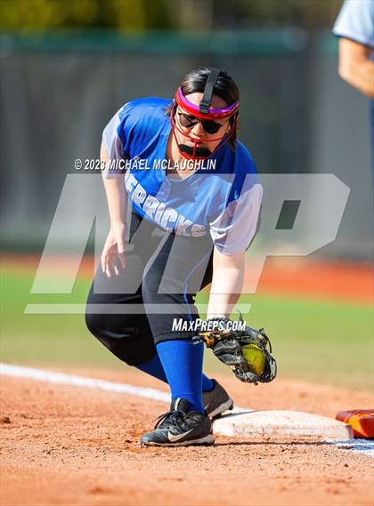 Thumbnail 1 in Herricks vs. Sacred Heart Academy photogallery.
