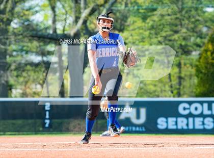 Thumbnail 2 in Herricks vs. Sacred Heart Academy photogallery.
