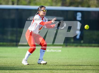 Thumbnail 3 in Herricks vs. Sacred Heart Academy photogallery.