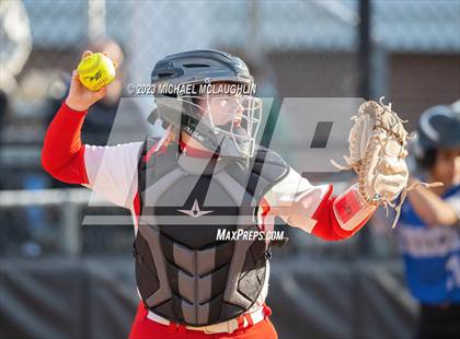 Thumbnail 1 in Herricks vs. Sacred Heart Academy photogallery.