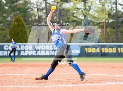 Thumbnail 3 in Herricks vs. Sacred Heart Academy photogallery.