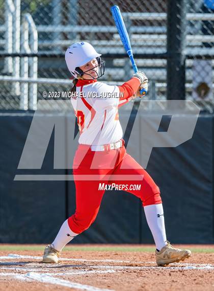 Thumbnail 3 in Herricks vs. Sacred Heart Academy photogallery.