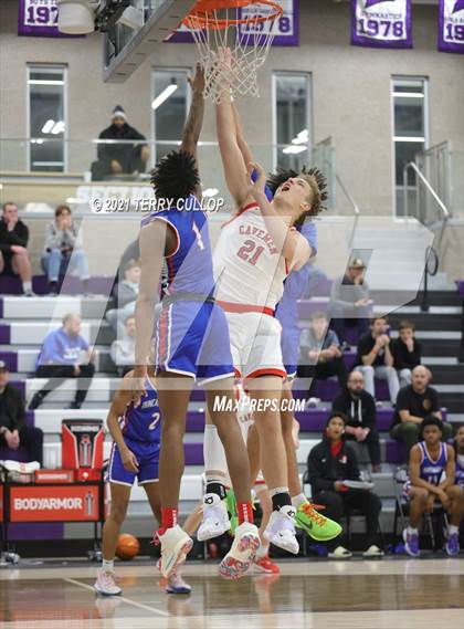 Thumbnail 2 in Duncanville vs. American Fork (Lehi Holiday Hoopfest) photogallery.