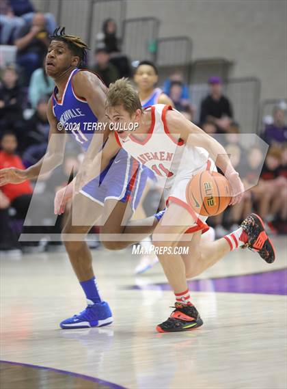 Thumbnail 1 in Duncanville vs. American Fork (Lehi Holiday Hoopfest) photogallery.