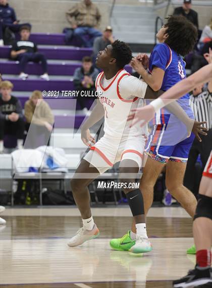 Thumbnail 1 in Duncanville vs. American Fork (Lehi Holiday Hoopfest) photogallery.