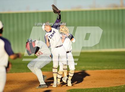Thumbnail 2 in Crane @ Tornillo photogallery.