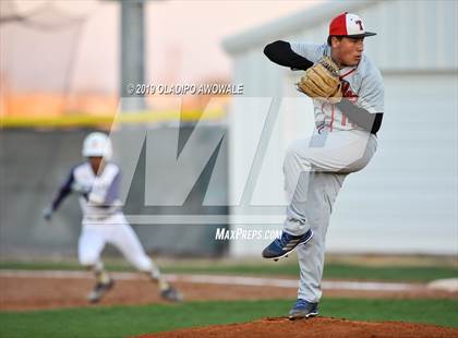 Thumbnail 1 in Crane @ Tornillo photogallery.