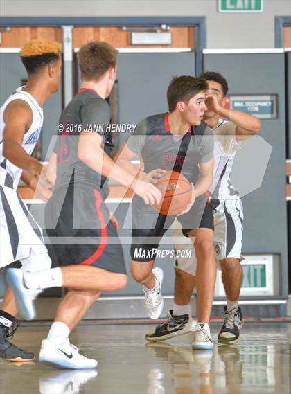 Thumbnail 3 in Saddleback Valley Christian vs. Pinnacle (Rancho Mirage Holiday Invitational) photogallery.