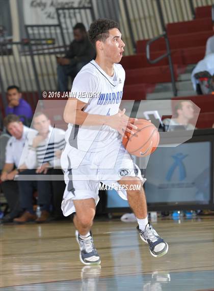 Thumbnail 3 in Saddleback Valley Christian vs. Pinnacle (Rancho Mirage Holiday Invitational) photogallery.