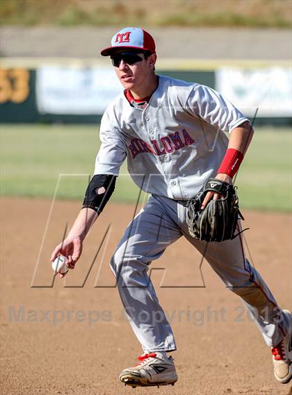 Thumbnail 3 in Mira Loma @ Whitney photogallery.