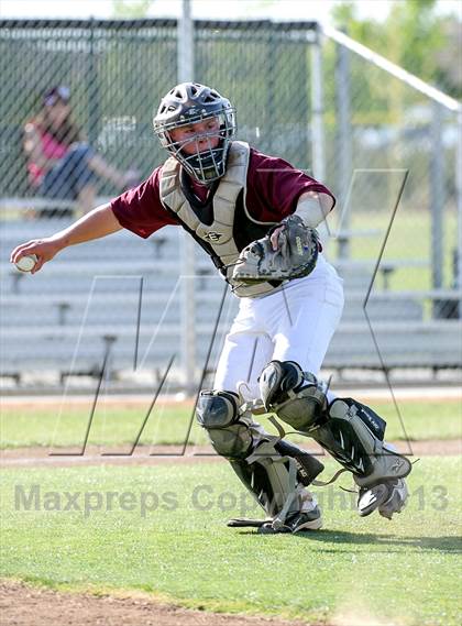 Thumbnail 3 in Mira Loma @ Whitney photogallery.