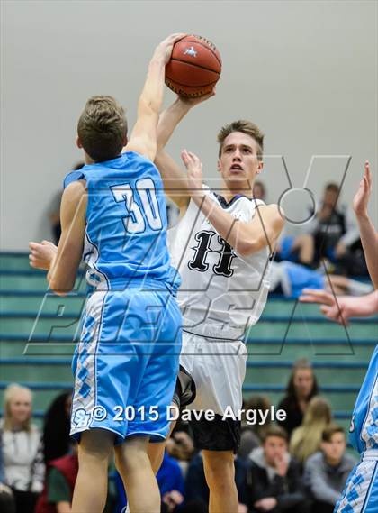 Thumbnail 2 in Salem Hills vs. Lehi (Eagle Holiday Shootout) photogallery.