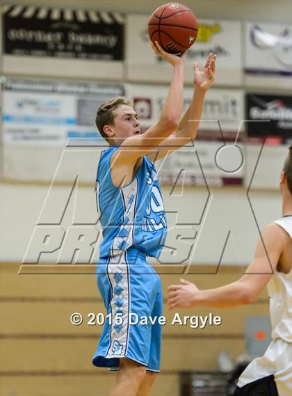 Thumbnail 2 in Salem Hills vs. Lehi (Eagle Holiday Shootout) photogallery.