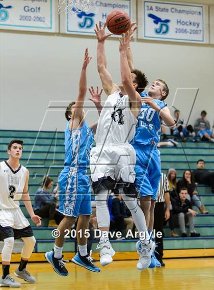 Thumbnail 2 in Salem Hills vs. Lehi (Eagle Holiday Shootout) photogallery.