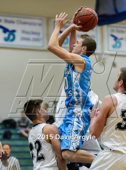 Thumbnail 3 in Salem Hills vs. Lehi (Eagle Holiday Shootout) photogallery.