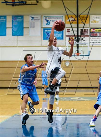 Thumbnail 2 in Salem Hills vs. Lehi (Eagle Holiday Shootout) photogallery.
