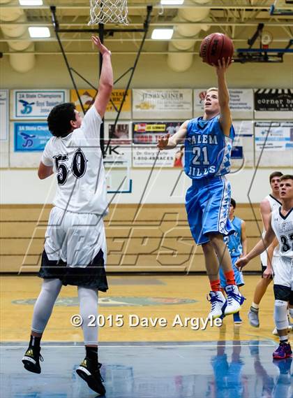 Thumbnail 3 in Salem Hills vs. Lehi (Eagle Holiday Shootout) photogallery.
