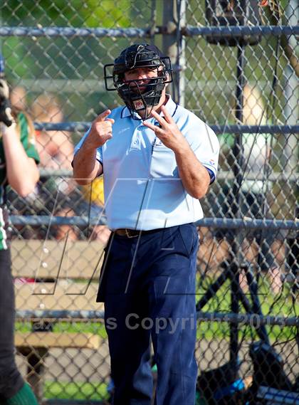 Thumbnail 1 in Locust Valley vs East Rockaway (Section 8 Class B Final - Game 1) photogallery.