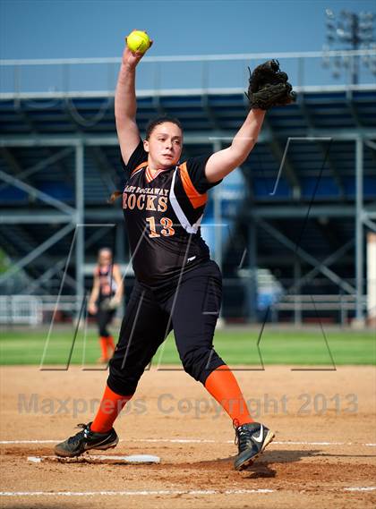 Thumbnail 3 in Locust Valley vs East Rockaway (Section 8 Class B Final - Game 1) photogallery.