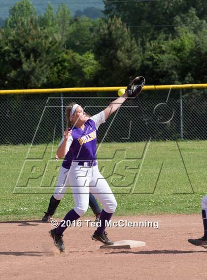 Thumbnail 2 in Conway Christian vs St. Joseph (AAA 2A-4 East District Tournament) photogallery.