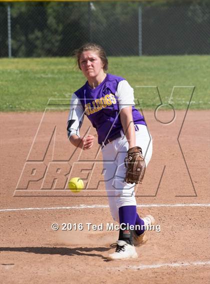 Thumbnail 2 in Conway Christian vs St. Joseph (AAA 2A-4 East District Tournament) photogallery.
