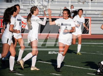 Thumbnail 3 in Pacifica @ Tustin photogallery.